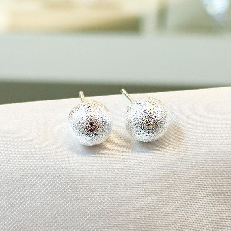 Brinco Bolinha Fosca G