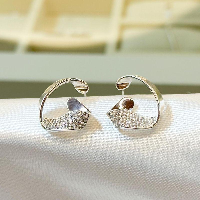 Brinco Orgânico Cravejado