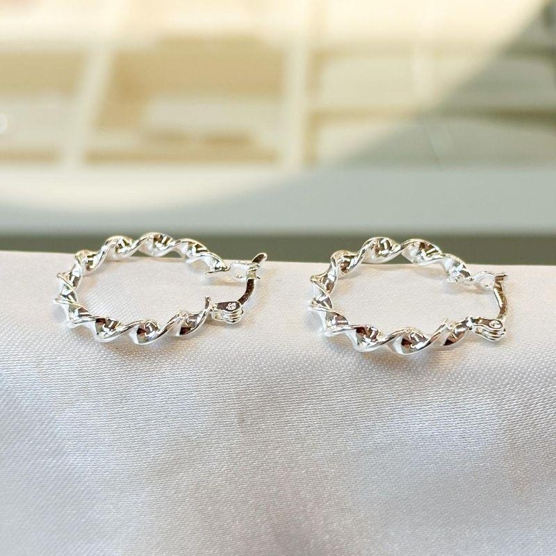 Brinco Argola Torcida