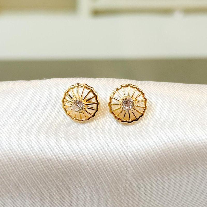 Brinco Circulo Zircônia no Meio