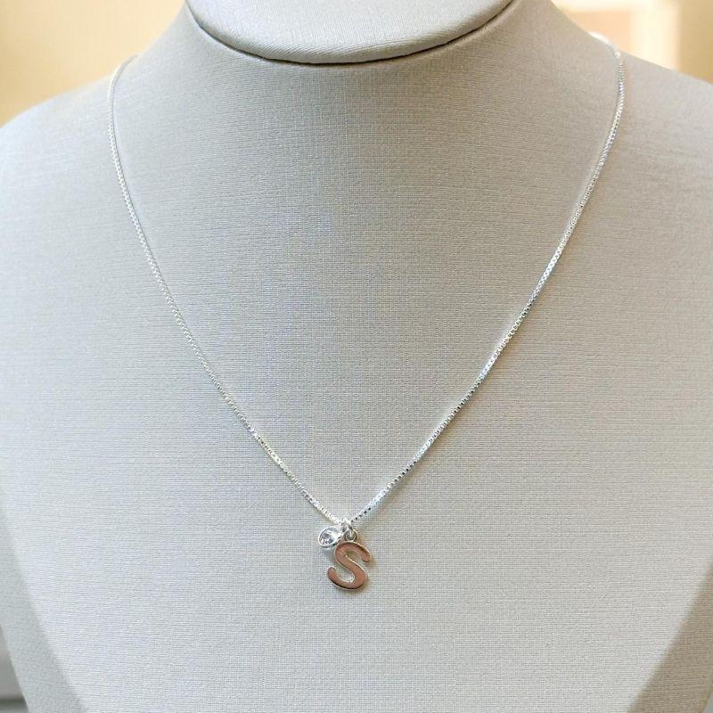 Colar Letra S