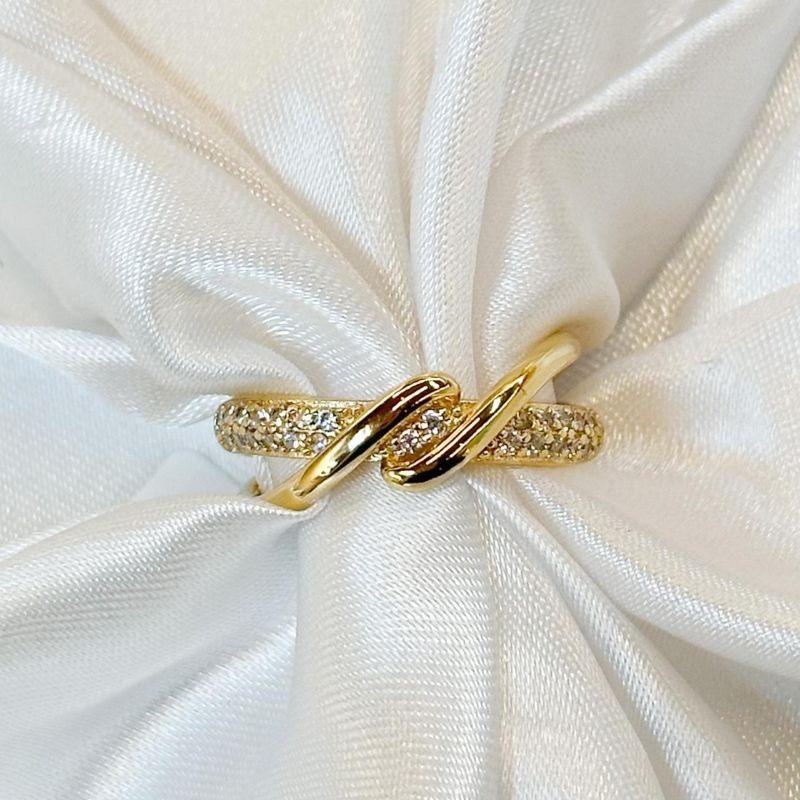 Anel Cravejado Detalhes Lisos