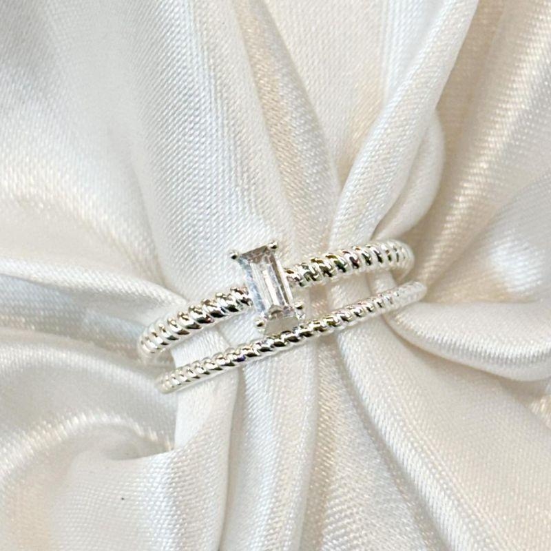 Anel Duplo Liso e Zircônia Retangular