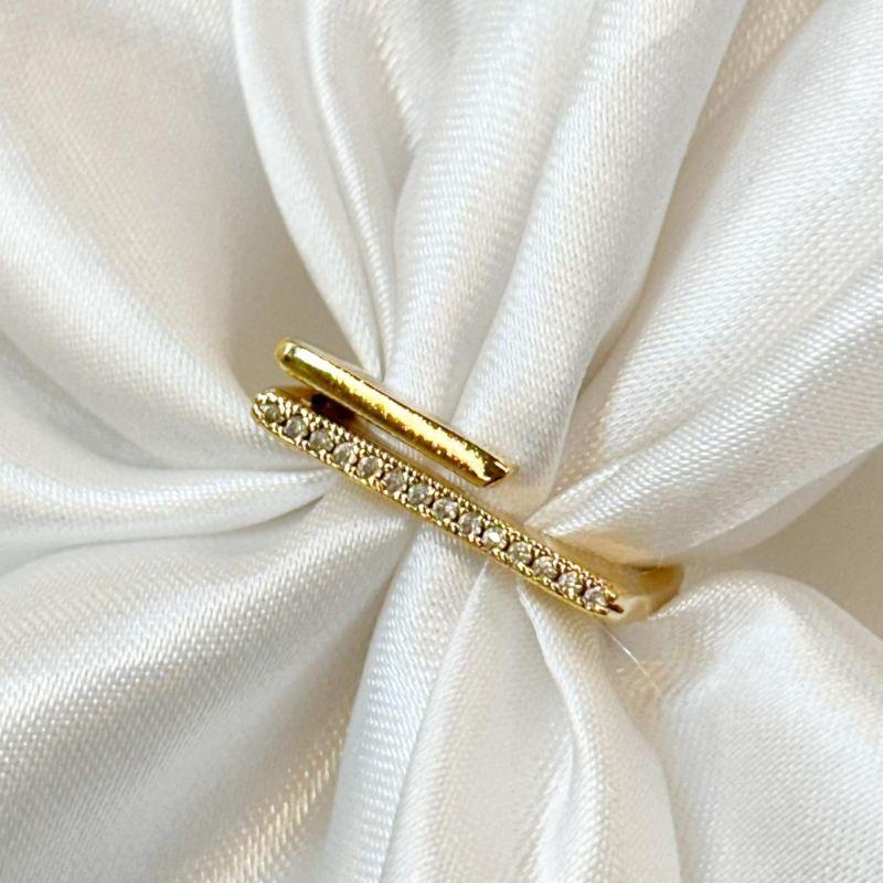 Anel Reto Cravejado e Linha Lisa