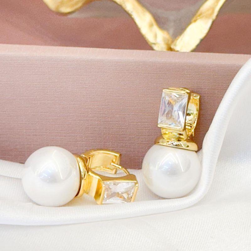 Brinco Argolinha Pérola Zircônia