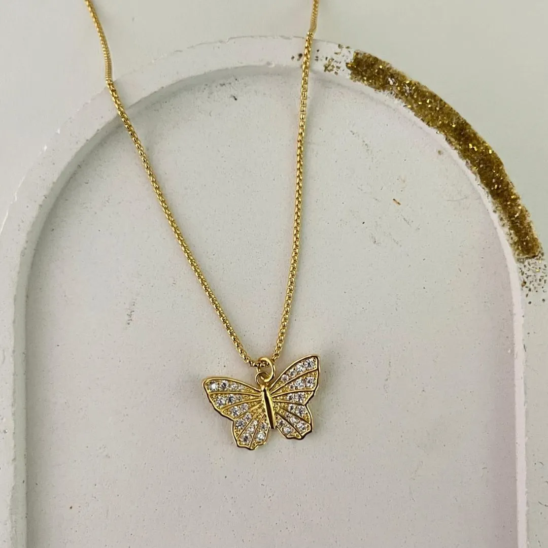 Colar Borboleta Cravejada