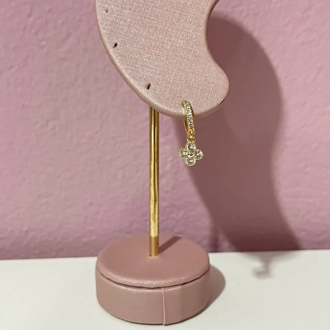 Brinco Argolinha com Pingente Flor