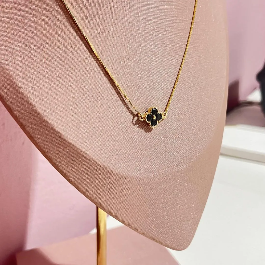 Colar Van Cleef Preto