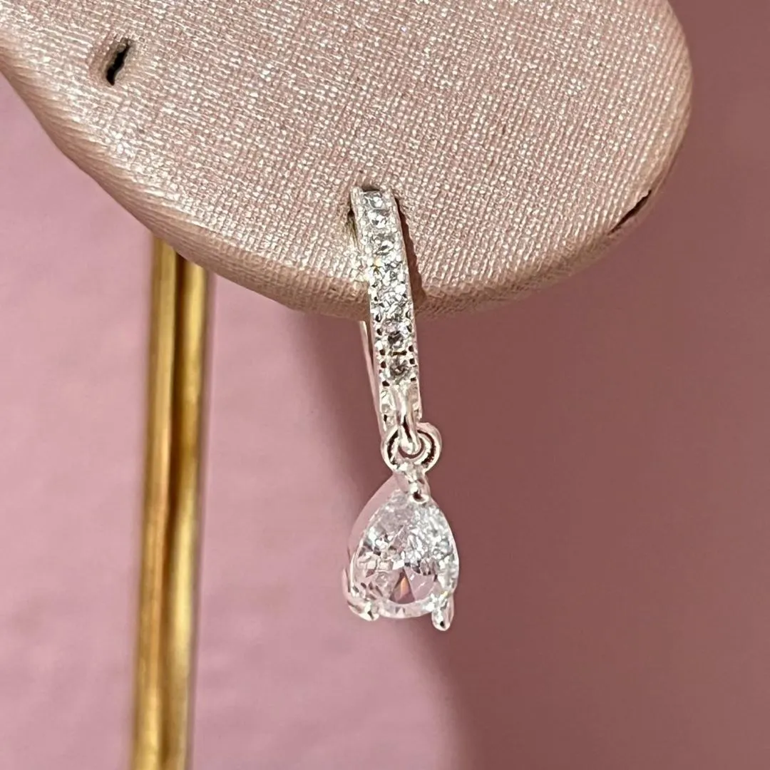 Brinco Argolinha com Pingente Gota