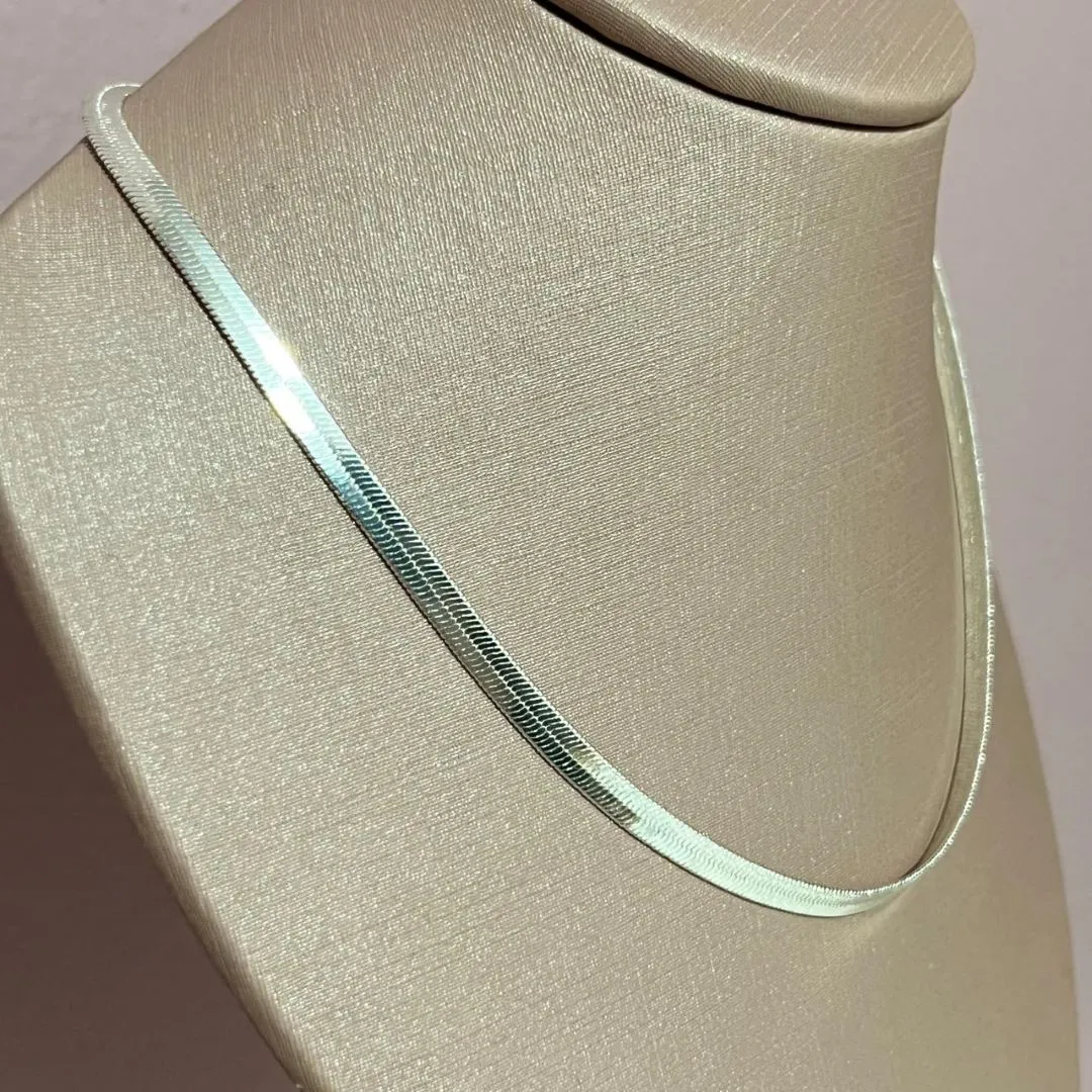 Choker Fita