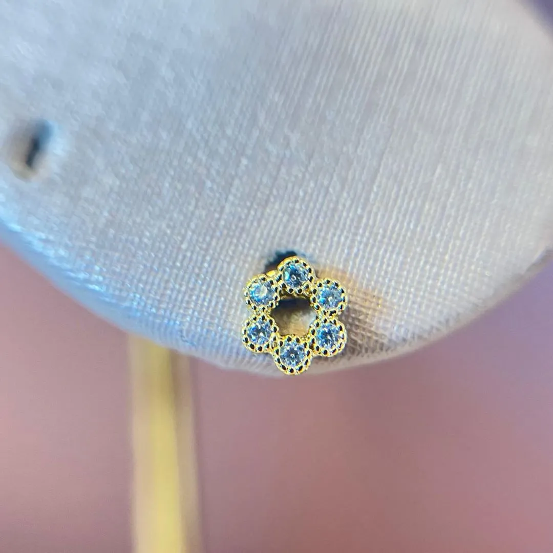 Brinco Seis Pontos de Zircônia
