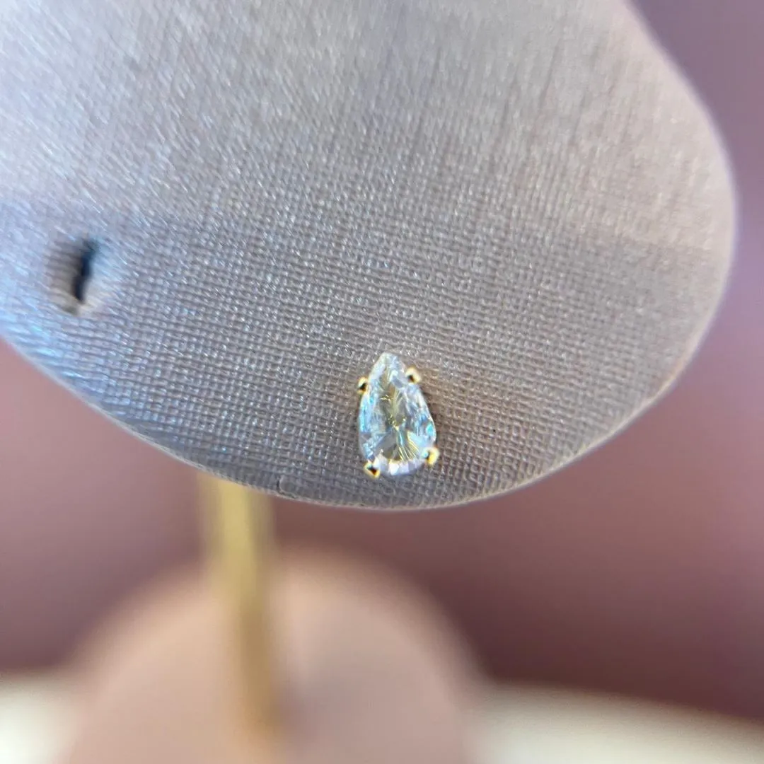 Brinco Zircônia Gota P
