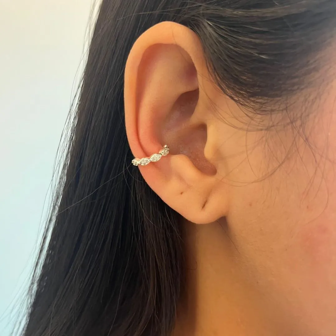 Piercing Fake Oval Cravejado
