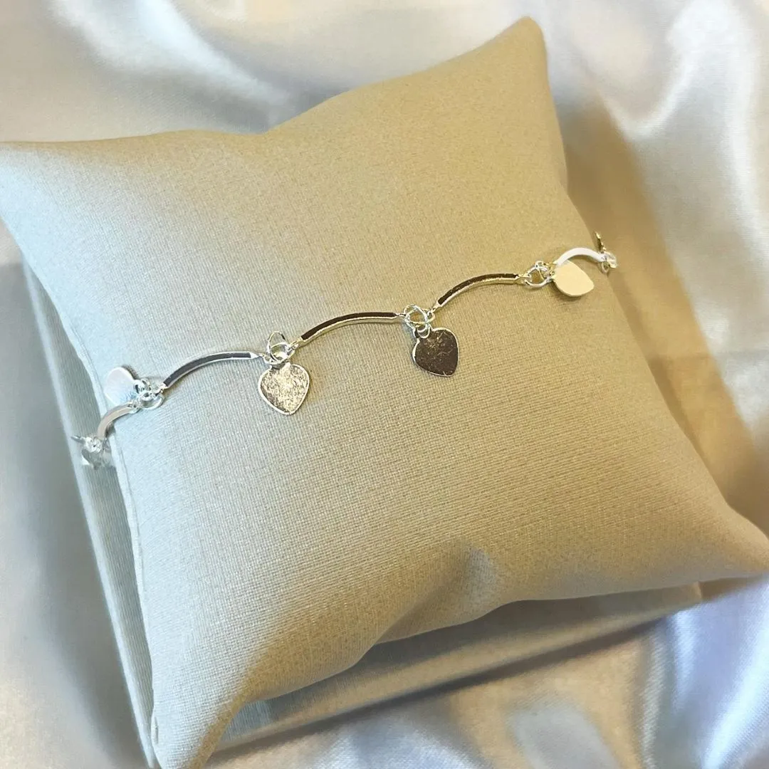 Pulseira Corações Pendurados
