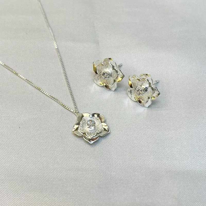 Conjunto Flor com Ponto em Zircônia