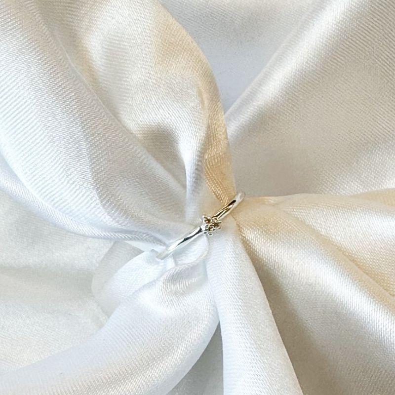 Anel Pequeno Solitário