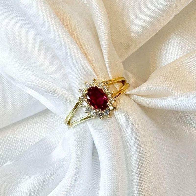 Anel Solitário Oval Azul Vermelho