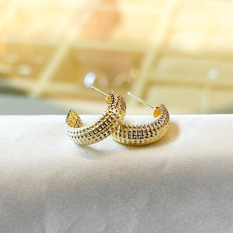 Brinco Argolinha Martelada