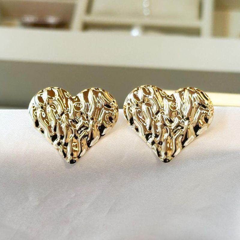 Brinco Coração Raízes