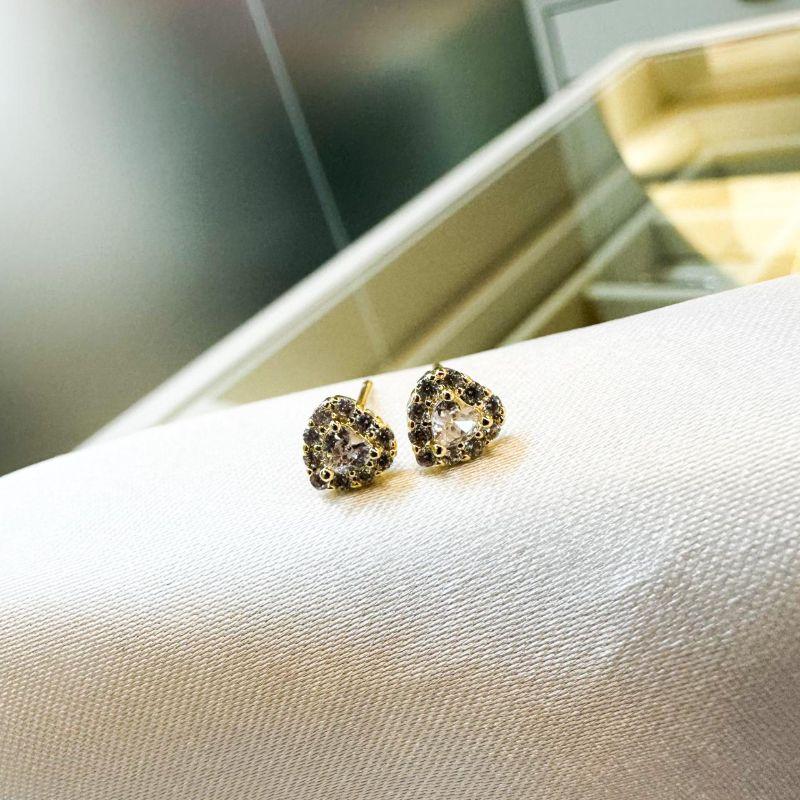 Brinco Coração Zircônias