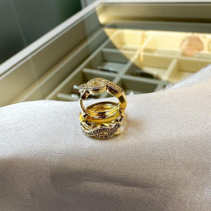 Brinco Trançado Cravejado