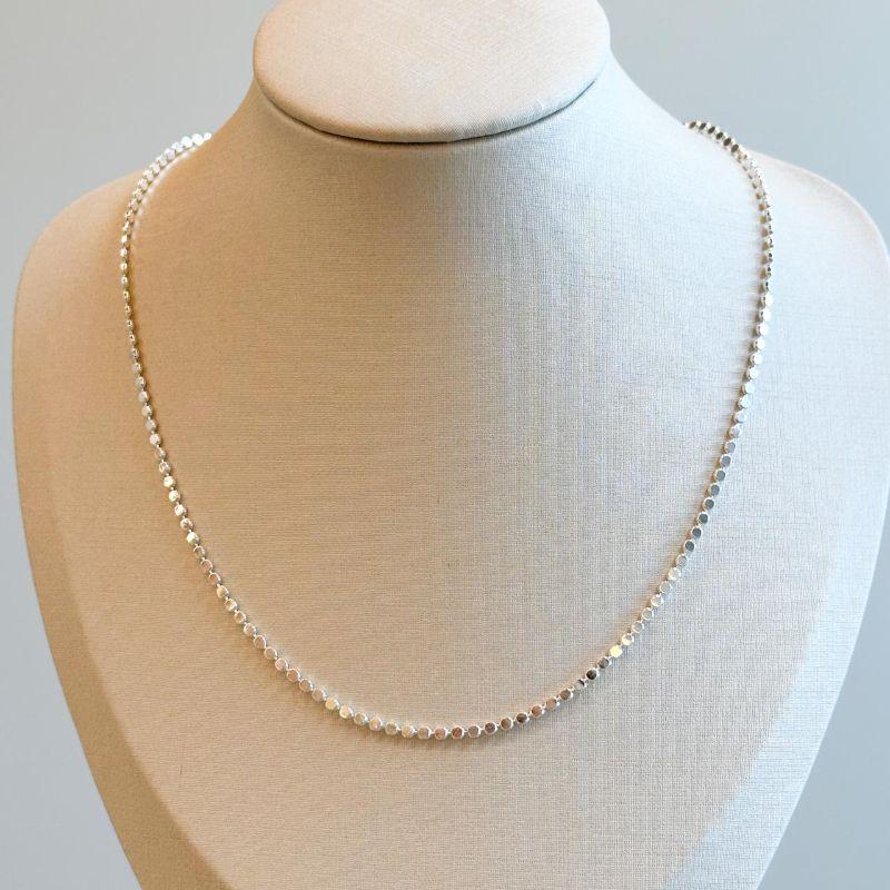 Colar Bolinhas Amassadas