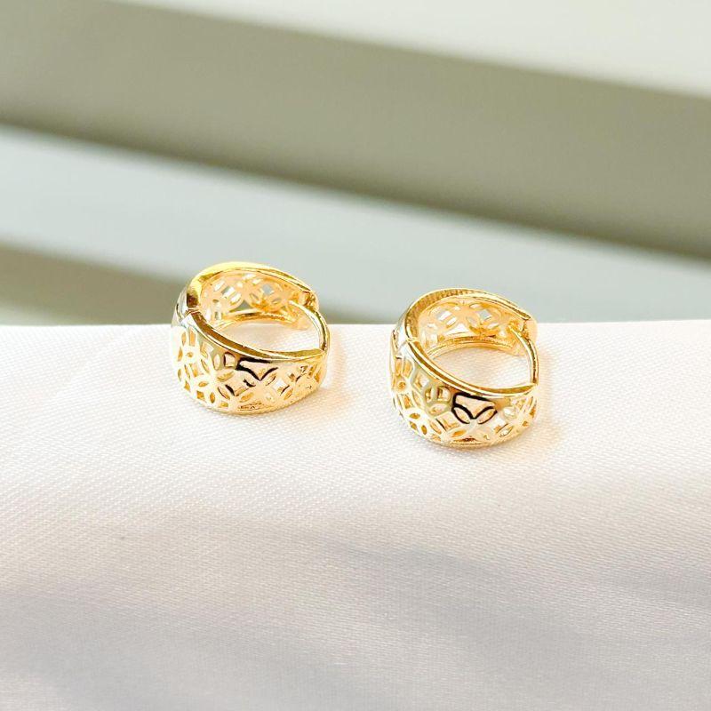 Brinco Argolinha Borboleta Vazada