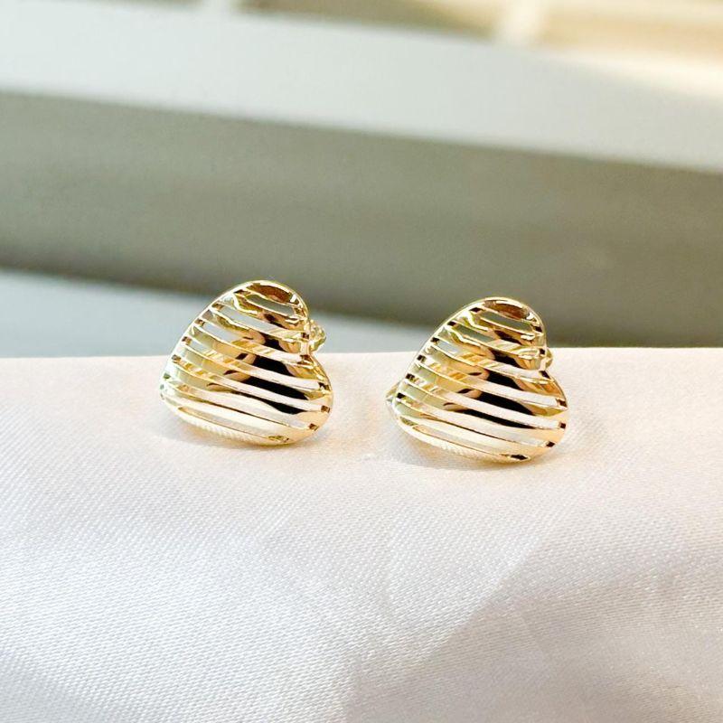 Brinco Argolinha Coração Listras