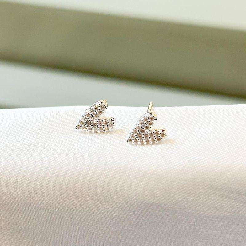 Brinco Coração Esticadinho Cravejado