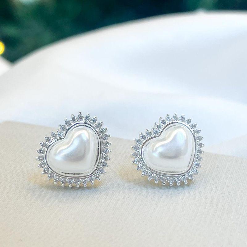 Brinco Coração Pérola Zircônias
