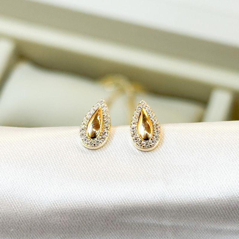 Brinco Gota Borda Cravejada