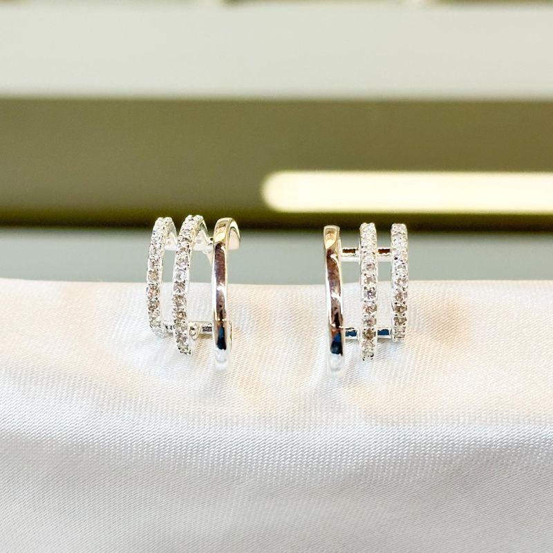 Brinco Três Voltas Liso e Cravejado