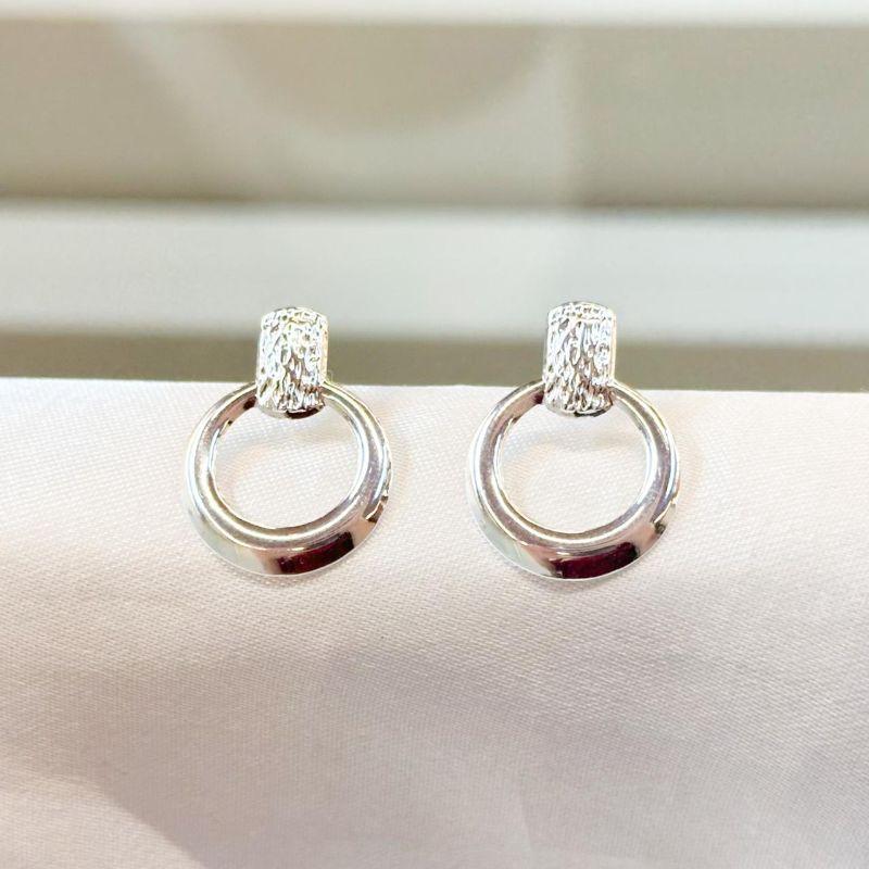 Brinco Círculo Pendurado