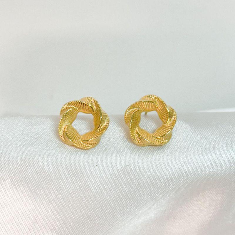 Brinco Circulo Torcido