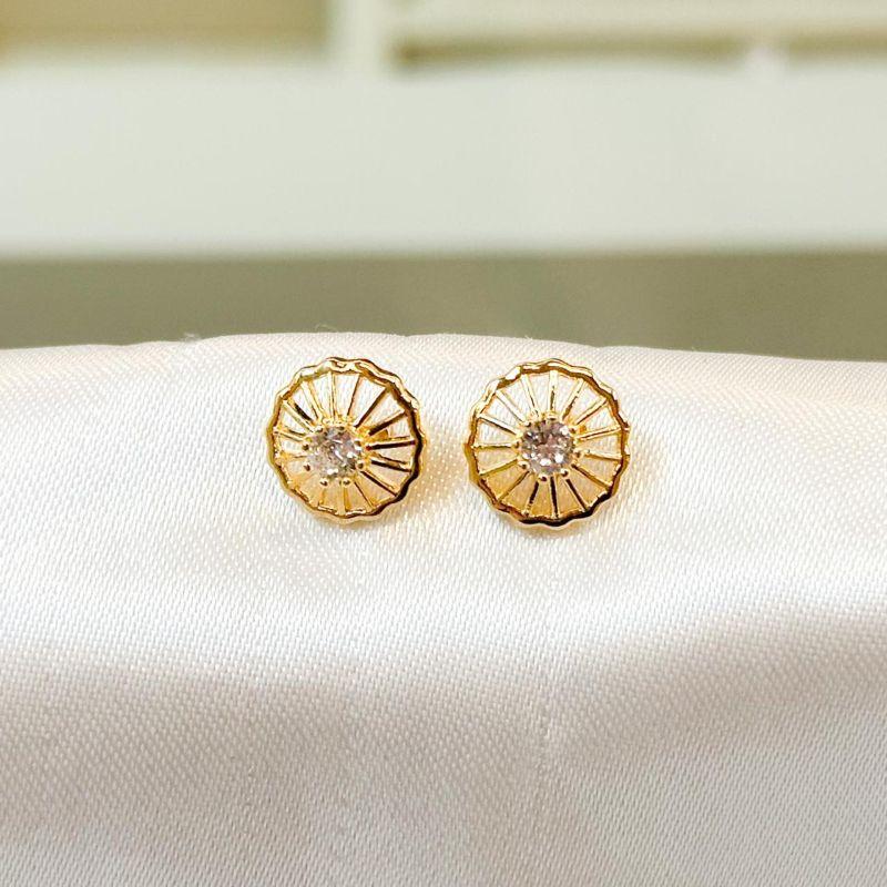 Brinco Circulo Zircônia no Meio