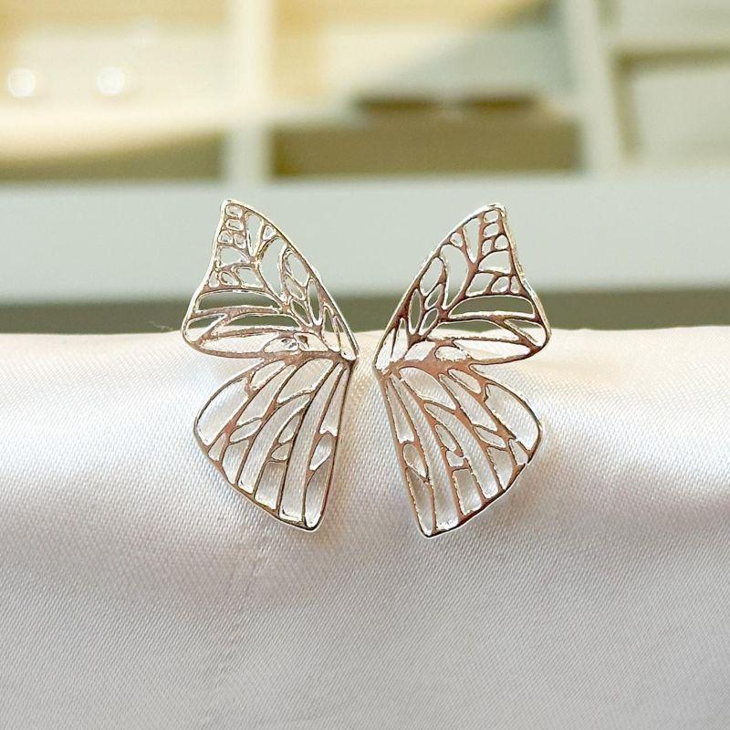Brinco Meia Asa Borboleta