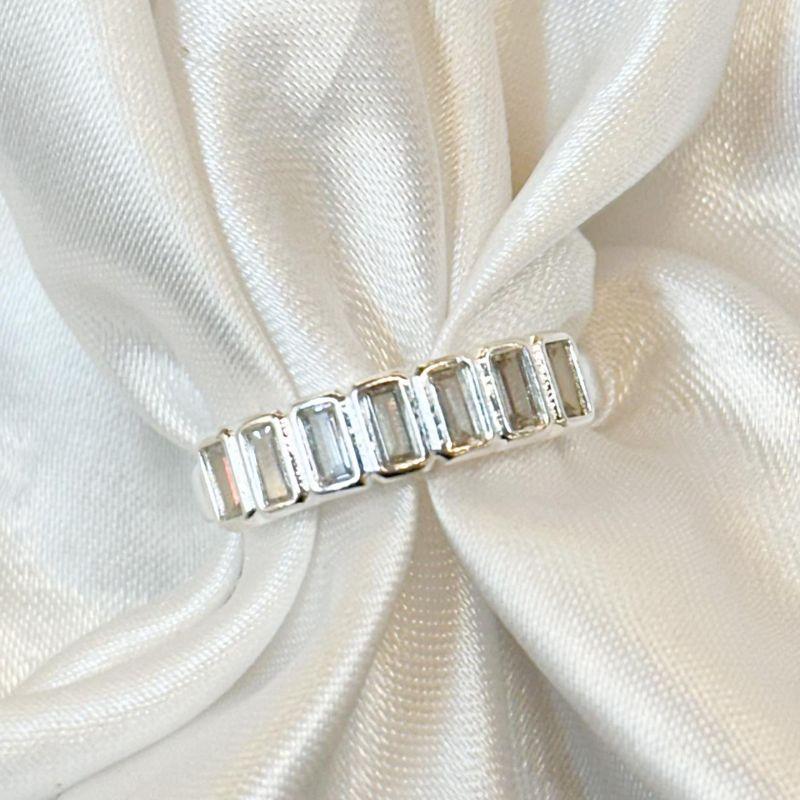 Anel Baguetes Zircônia Vertical