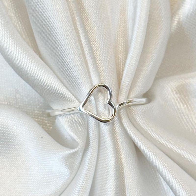 Anel Coração Vazado Lado